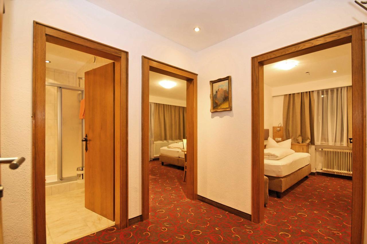 Hotel Kajetansbruecke Pfunds Εξωτερικό φωτογραφία