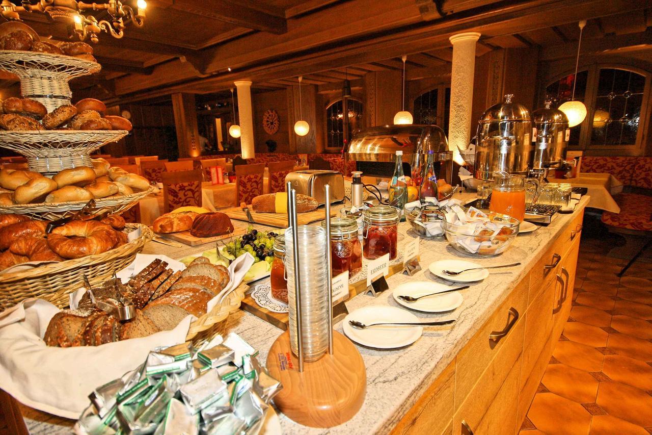 Hotel Kajetansbruecke Pfunds Εξωτερικό φωτογραφία