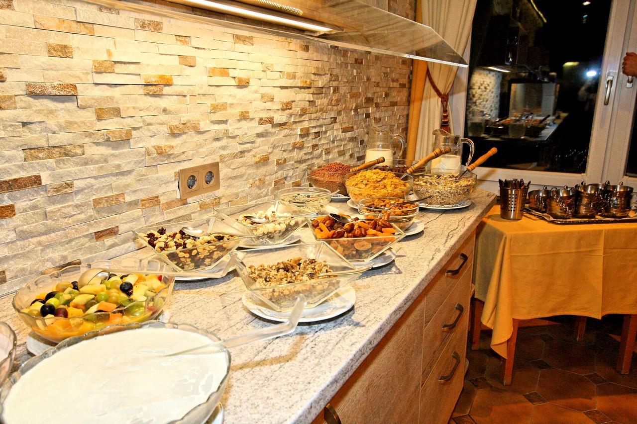 Hotel Kajetansbruecke Pfunds Εξωτερικό φωτογραφία